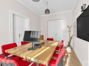 Pronájem obchodního prostoru, Chrudim, V Hliníkách, 171 m2