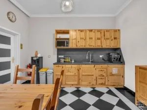 Pronájem obchodního prostoru, Chrudim, V Hliníkách, 171 m2