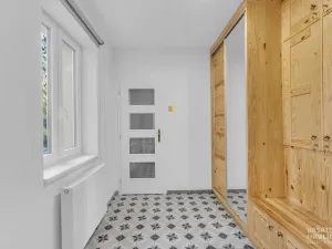 Pronájem obchodního prostoru, Chrudim, V Hliníkách, 171 m2
