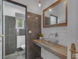 Pronájem obchodního prostoru, Chrudim, V Hliníkách, 171 m2