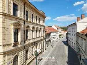 Pronájem restaurace, Ivančice, Tesařovo náměstí, 2319 m2