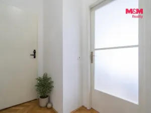 Prodej bytu 1+kk, Praha - Vršovice, V olšinách, 30 m2
