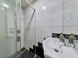 Prodej bytu 3+1, Trutnov - Poříčí, Voletinská, 87 m2