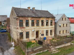 Prodej rodinného domu, Bochov - Těšetice, 200 m2