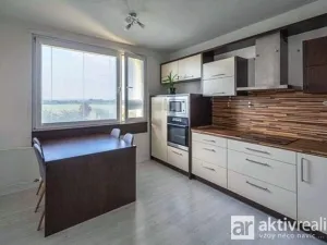 Pronájem bytu 1+1, Neratovice, Na Výsluní, 36 m2