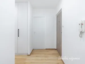 Pronájem bytu 3+1, Kralupy nad Vltavou, sídl. Hůrka, 66 m2