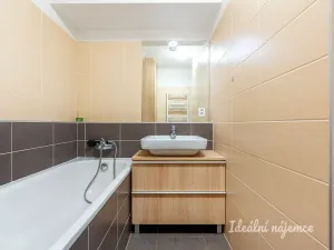 Pronájem bytu 3+kk, Jinočany, U potoka, 89 m2
