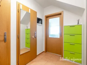 Pronájem bytu 3+kk, Jinočany, U potoka, 89 m2