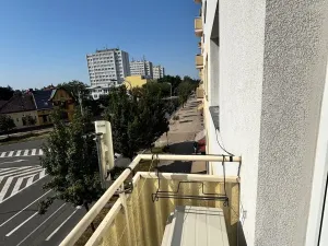 Pronájem bytu 2+1, Hradec Králové, třída SNP, 55 m2