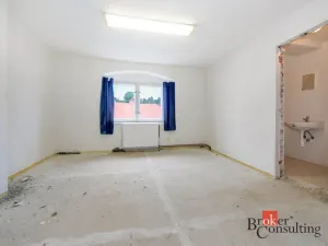 Prodej ubytování, Kovářská, nám. J. Švermy, 520 m2