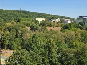 Pronájem bytu 3+1, Praha - Kobylisy, Kaňkovského, 69 m2