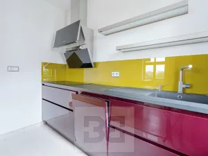 Pronájem bytu 2+1, Praha - Braník, Vlnitá, 90 m2