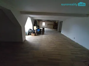 Prodej obchodního prostoru, Dobrná, 288 m2