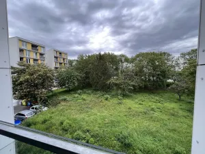 Pronájem bytu 2+kk, Praha - Prosek, Zubrnická, 60 m2