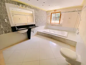 Prodej rodinného domu, Plesná, Sokolská, 200 m2