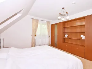 Prodej rodinného domu, Karlovy Vary, Slovenská, 147 m2