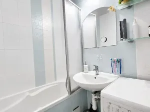 Prodej bytu 4+kk, Kamenice, Sídliště II, 77 m2