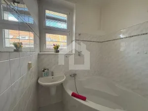 Pronájem bytu 2+kk, České Budějovice - České Budějovice 3, Fr. Hrubína, 81 m2