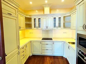 Prodej bytu 2+1, Karlovy Vary, Divadelní náměstí, 90 m2