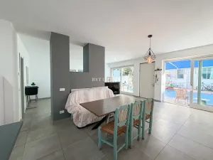 Prodej vily, Viareggio, Itálie, Via Virgilio, 95 m2