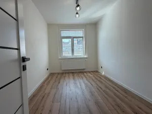 Pronájem bytu 2+kk, Praha - Břevnov, Bělohorská, 47 m2