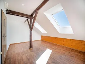 Prodej rodinného domu, Dobrovice, Petra Bezruče, 187 m2