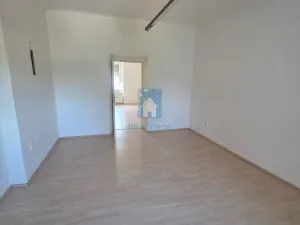 Pronájem kanceláře, Plzeň, Lobezská, 40 m2