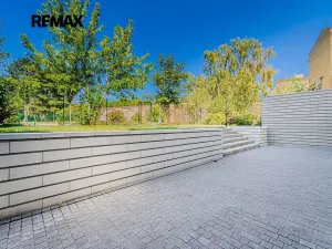 Prodej bytu 2+1, Slaný, Navrátilova, 76 m2