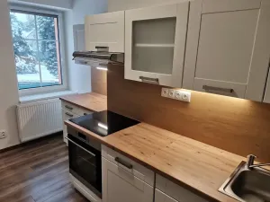 Pronájem bytu 2+1, Liberec, Na Srázu, 76 m2