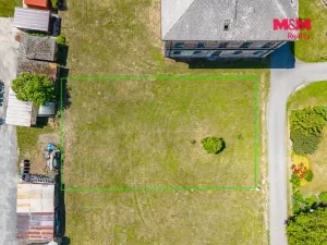 Prodej pozemku pro bydlení, Dvory - Veleliby, 618 m2