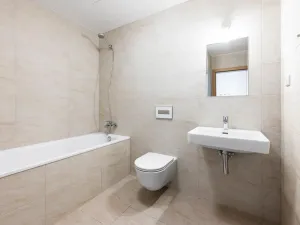 Pronájem bytu 2+kk, Praha - Karlín, U Mlýnského kanálu, 58 m2