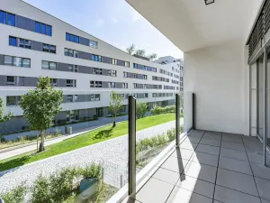 Pronájem bytu 2+kk, Praha - Karlín, U Mlýnského kanálu, 58 m2