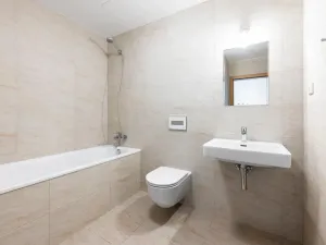 Pronájem bytu 2+kk, Praha - Karlín, U Mlýnského kanálu, 58 m2
