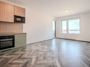 Pronájem bytu 2+kk, Praha - Vysočany, Střídavá, 56 m2