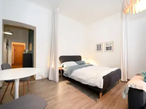 Pronájem bytu 1+1, Praha - Vršovice, Moskevská, 36 m2