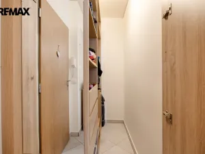 Prodej bytu 2+kk, Praha - Hostivař, Chudenická, 42 m2