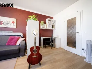 Prodej bytu 2+kk, Praha - Hostivař, Chudenická, 42 m2