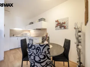 Prodej bytu 2+kk, Praha - Hostivař, Chudenická, 42 m2