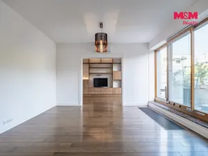 Prodej bytu 5+kk, Praha, Jeseniova, 189 m2
