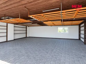 Prodej rodinného domu, Loučim, 300 m2
