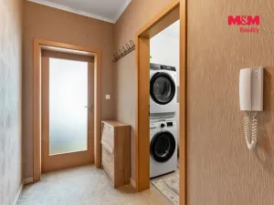 Prodej bytu 2+kk, Liberec - Liberec VI-Rochlice, Nádvorní, 48 m2