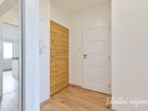 Pronájem bytu 2+kk, Brno, Blatnická, 43 m2
