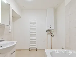 Pronájem bytu 2+1, Brno, Střední, 57 m2