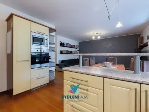 Prodej rodinného domu, Krupka, Hřbitovní, 175 m2