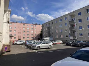 Prodej bytu 3+1, Ostrov, Kollárova, 71 m2