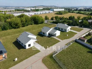 Prodej rodinného domu, Kozomín, 158 m2