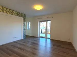 Pronájem bytu 3+kk, Nová Ves pod Pleší, Řadová, 66 m2