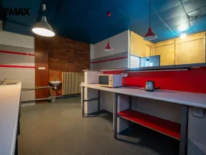 Pronájem komerční nemovitosti, Vysoké nad Jizerou, 520 m2
