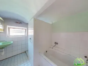 Prodej rodinného domu, Mikulovice, Nábřežní, 358 m2