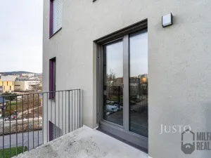 Pronájem bytu 1+kk, Liberec - Liberec III-Jeřáb, U Nisy, 54 m2